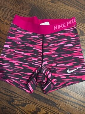 Nike pro short